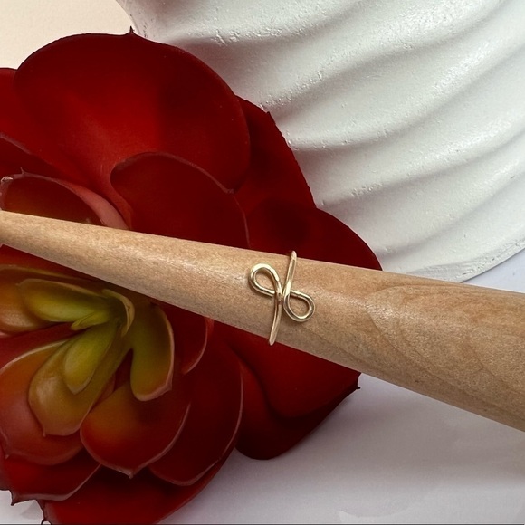 14K Gold Filled Toe Ring Adjustable - Picture 13 of 13